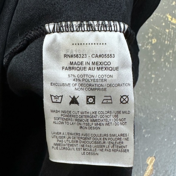 Nike Air Basketball Short Sleeve Shirt Black Orange Medium 637586-2DH Sneakers - Picture 8 of 8